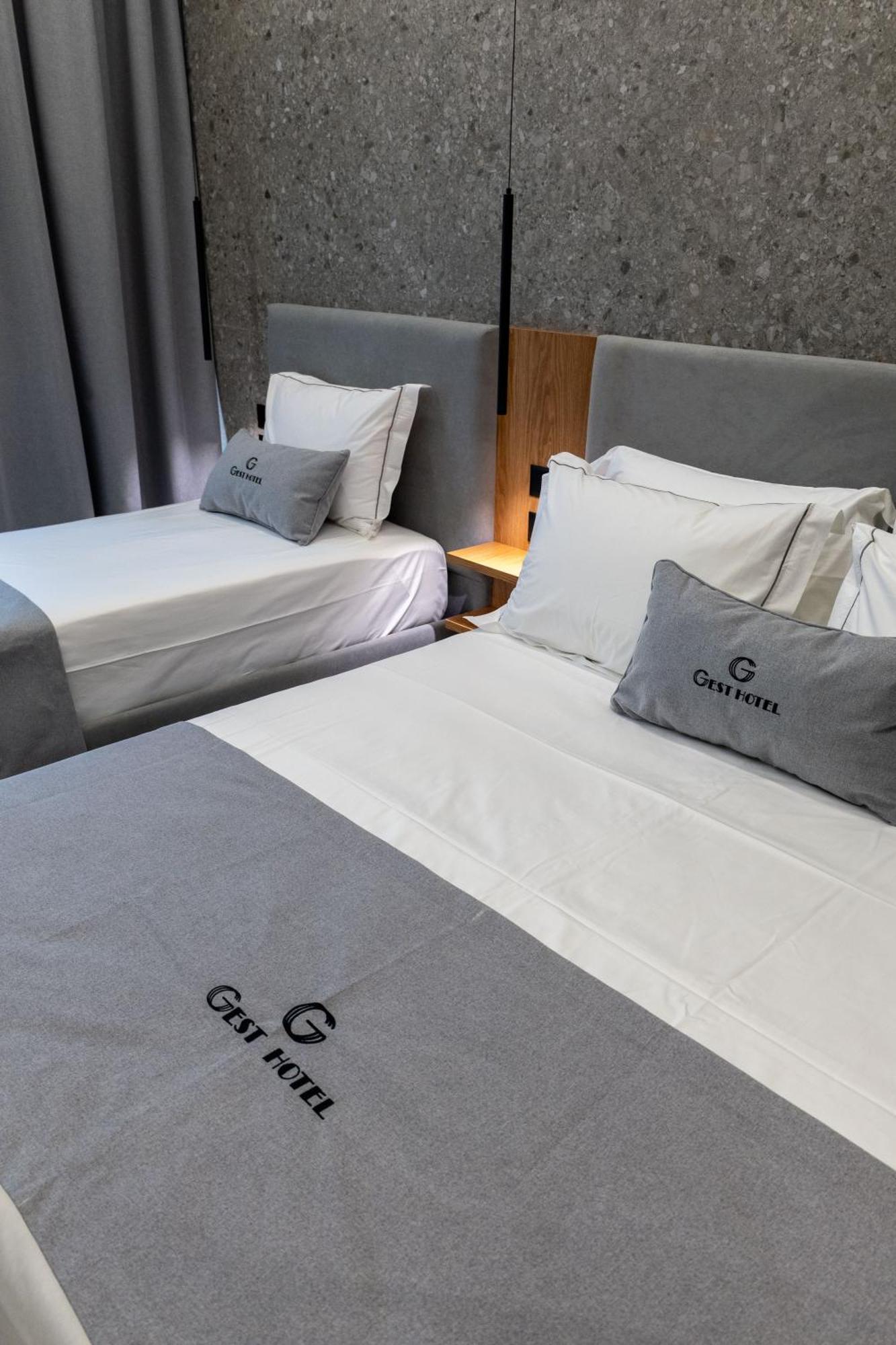 Gest Hotel Radhimë Εξωτερικό φωτογραφία