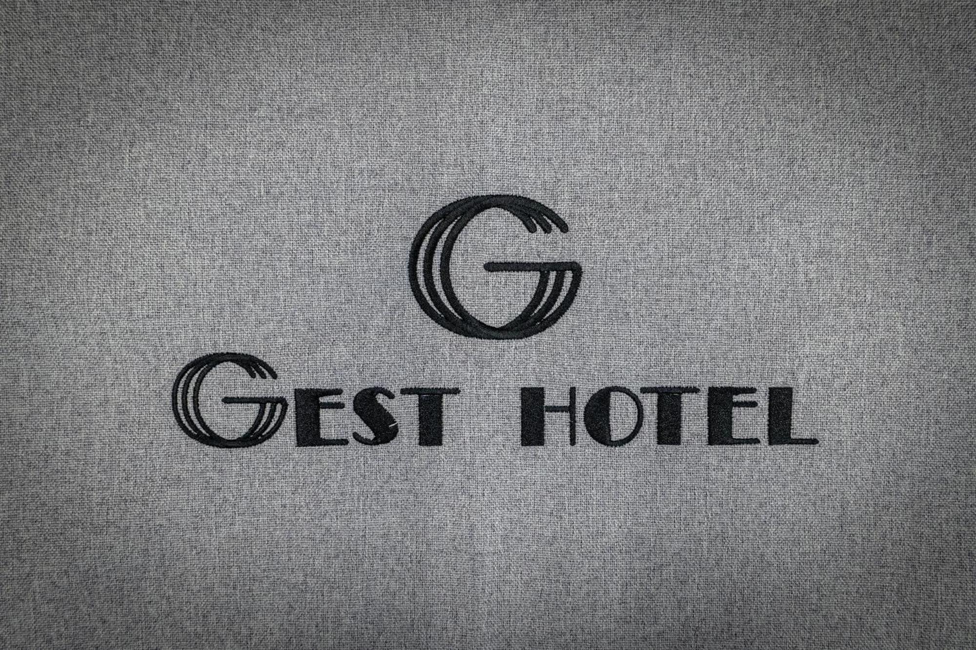 Gest Hotel Radhimë Εξωτερικό φωτογραφία