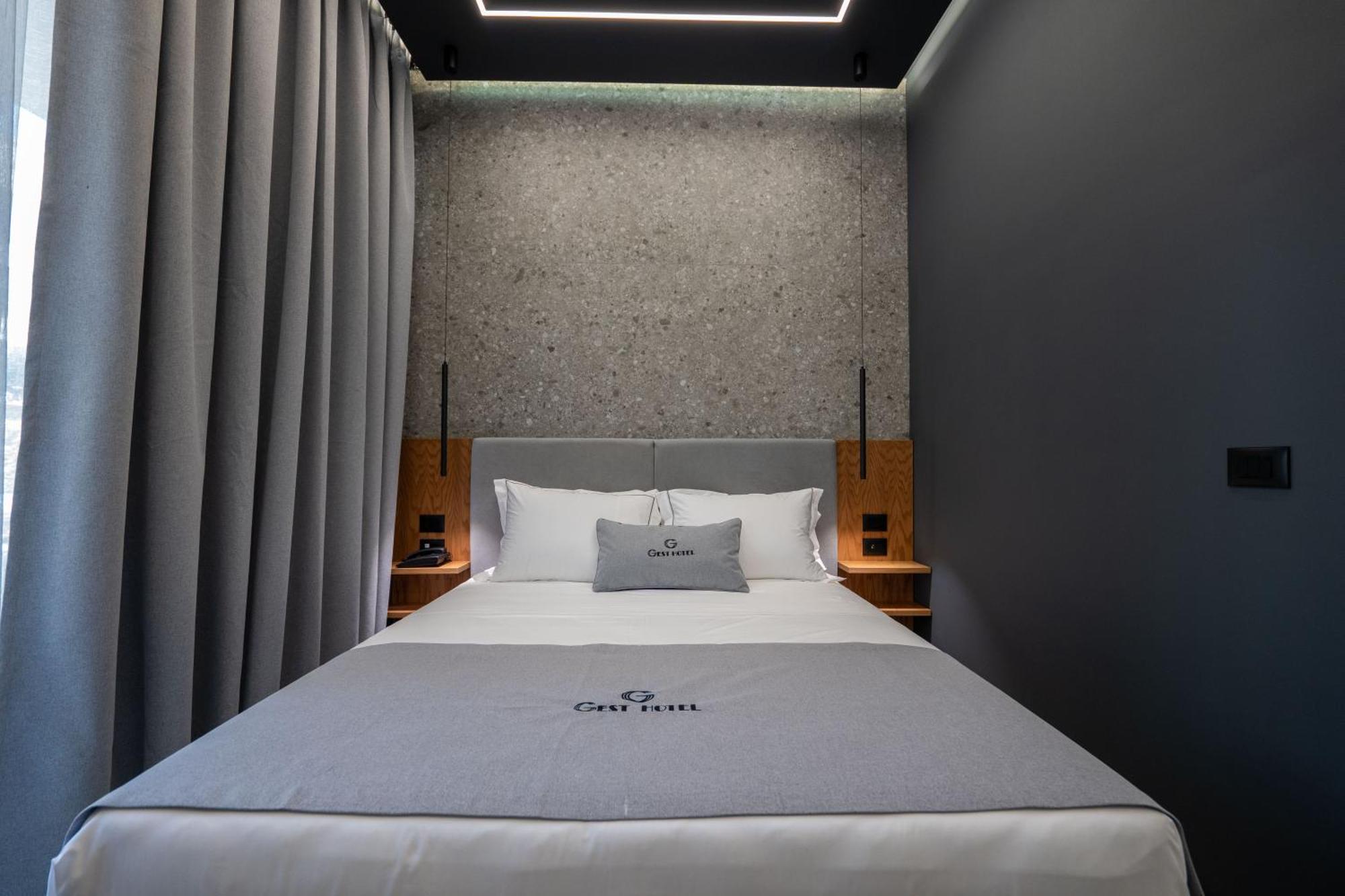 Gest Hotel Radhimë Εξωτερικό φωτογραφία