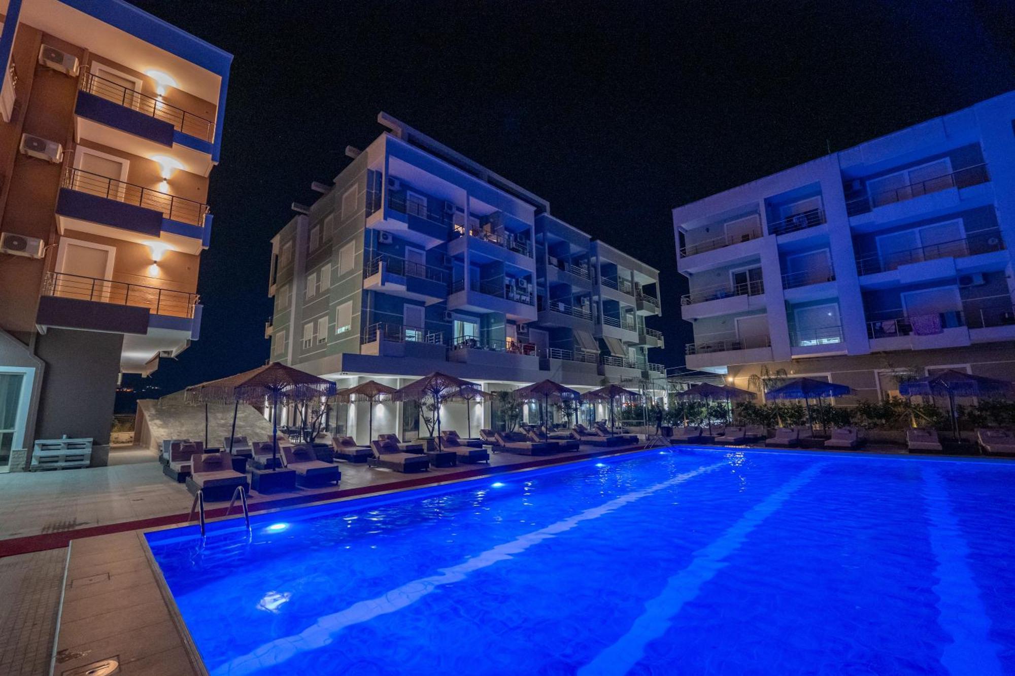 Gest Hotel Radhimë Εξωτερικό φωτογραφία