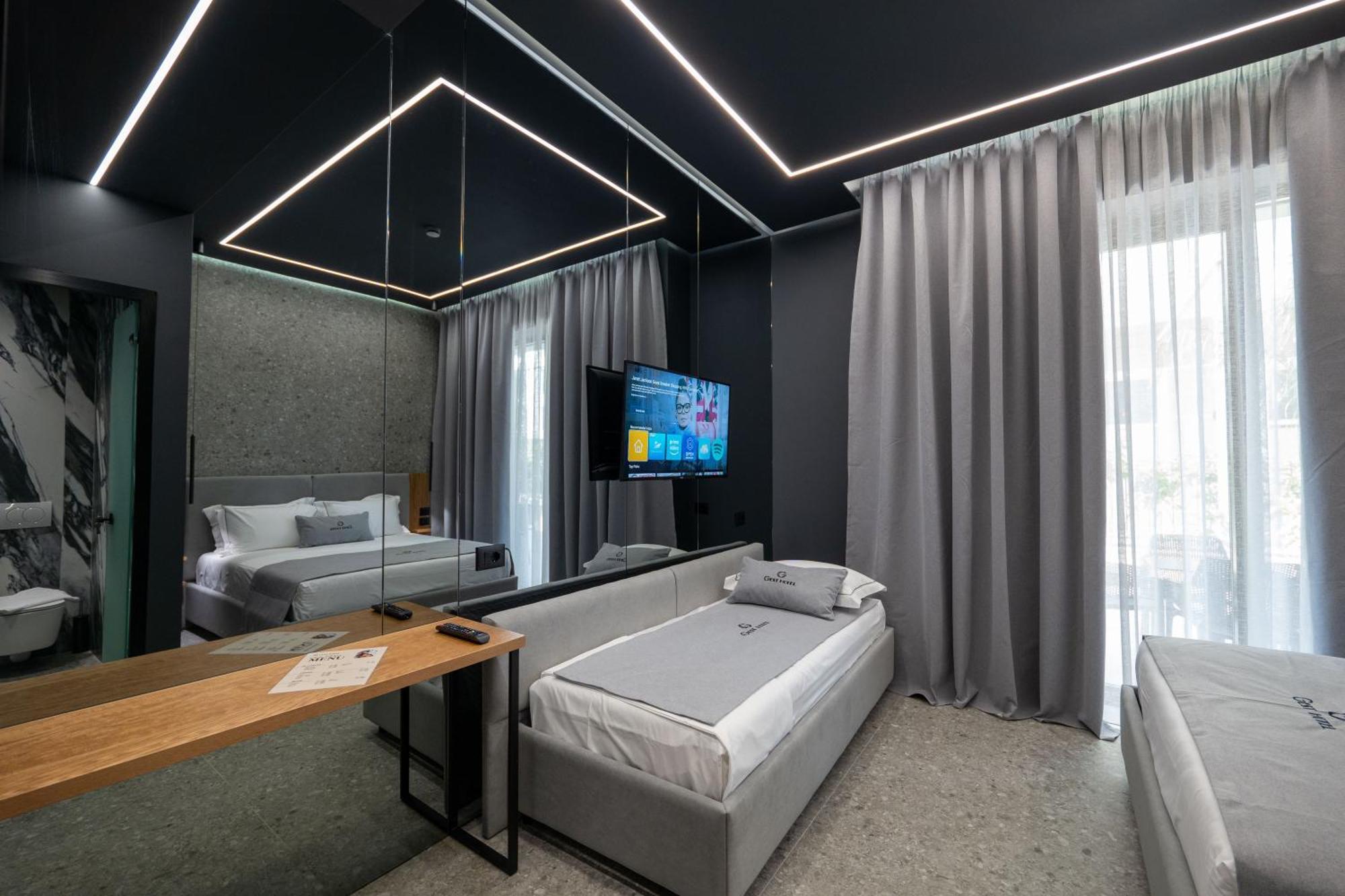 Gest Hotel Radhimë Εξωτερικό φωτογραφία
