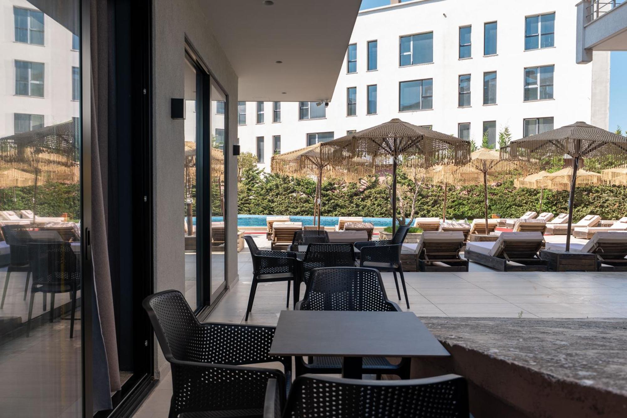 Gest Hotel Radhimë Εξωτερικό φωτογραφία