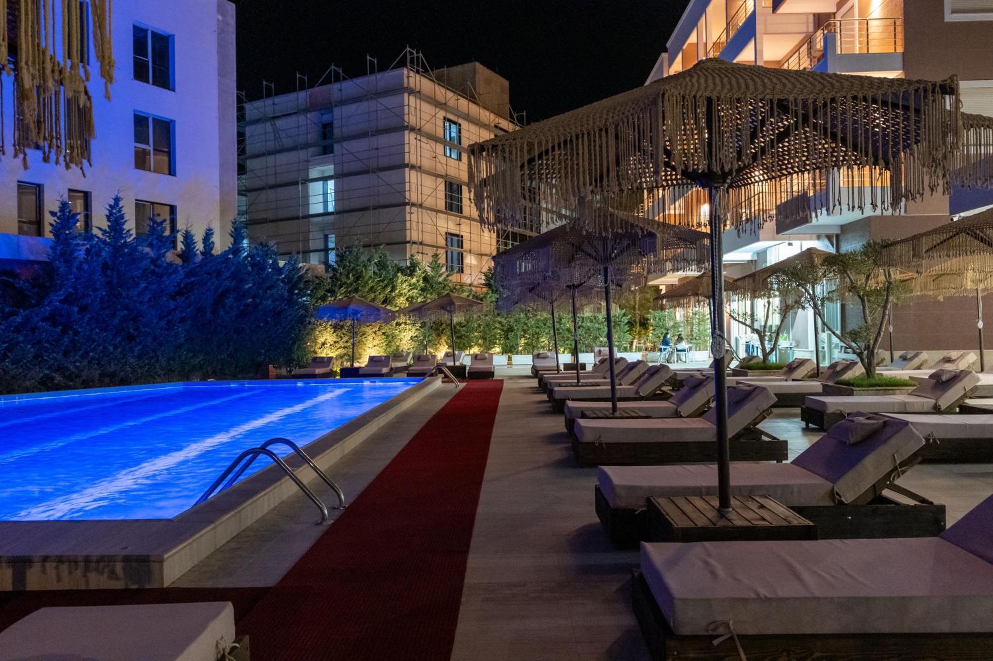 Gest Hotel Radhimë Εξωτερικό φωτογραφία
